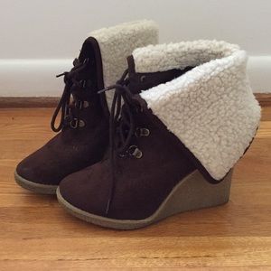 Sherpa wedged booties